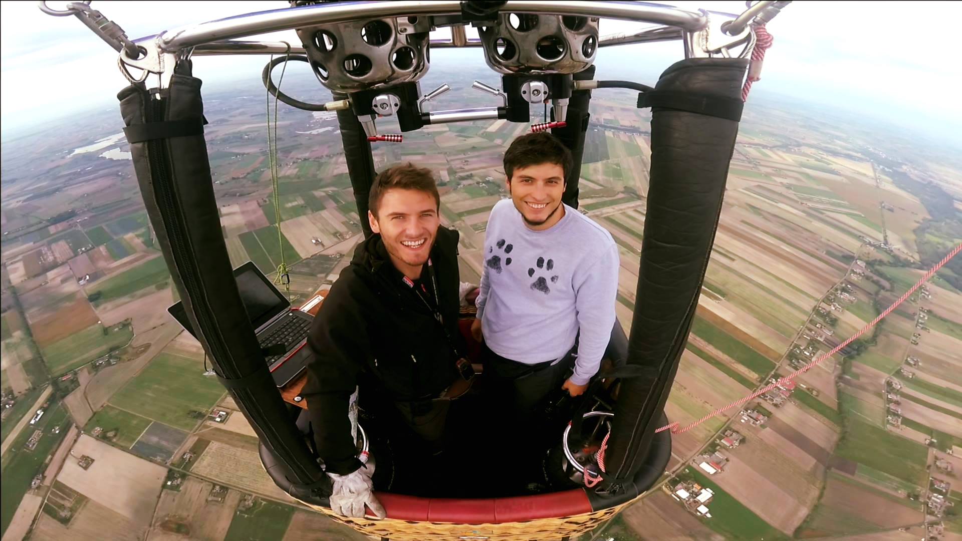 Flying hot air balloon